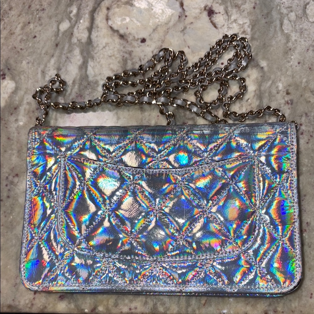 Chanel Goatskin Iridescent Holographic Wallet on Chain - Picture 5 of 14
